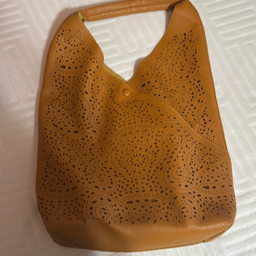 Main purse 18x18. Inside wallet 10x12
